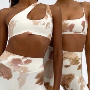 Weworewhat one shoulder sports bra with animal print